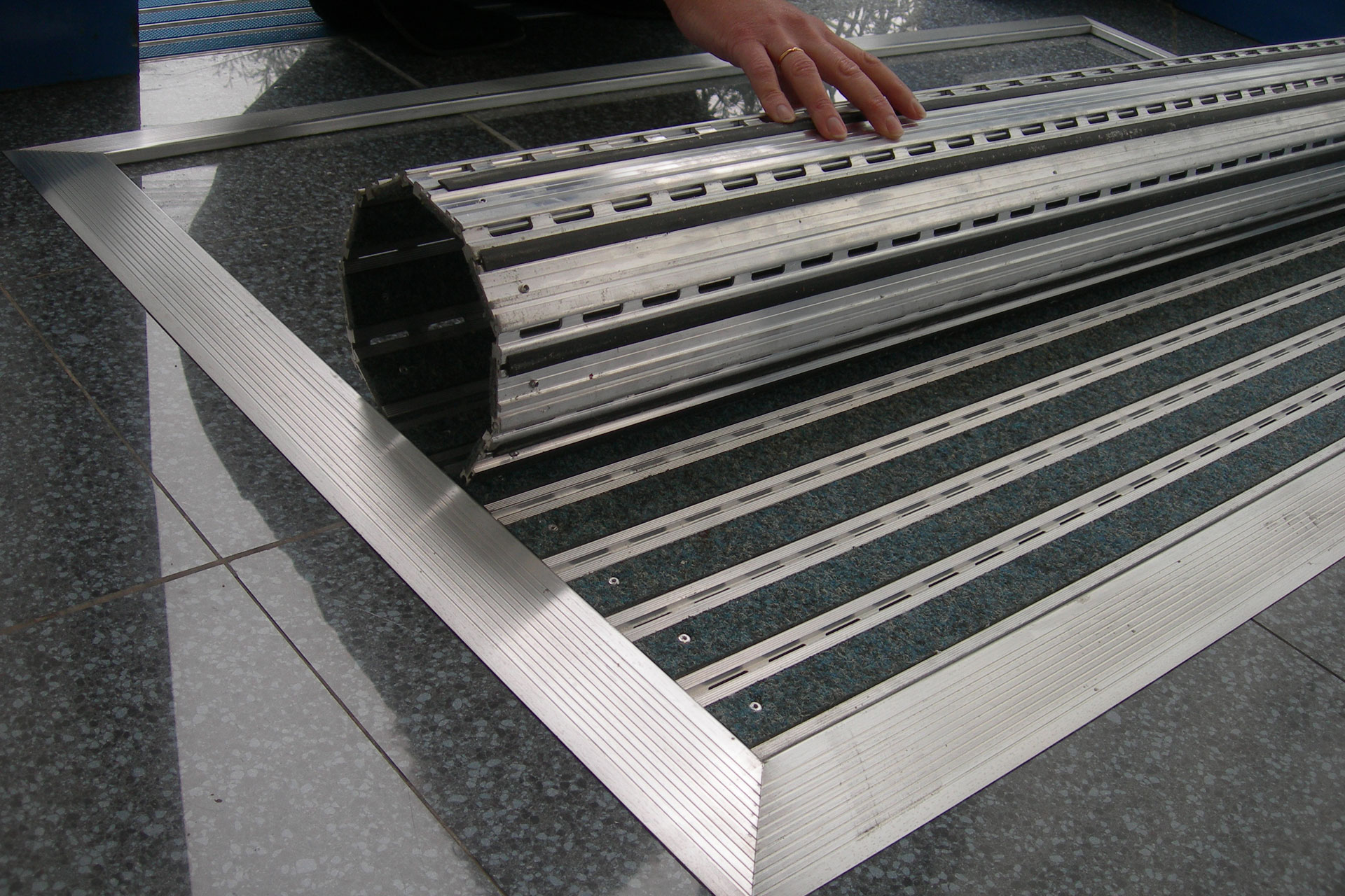 Ipasa-felpudos-aluminio-slider2